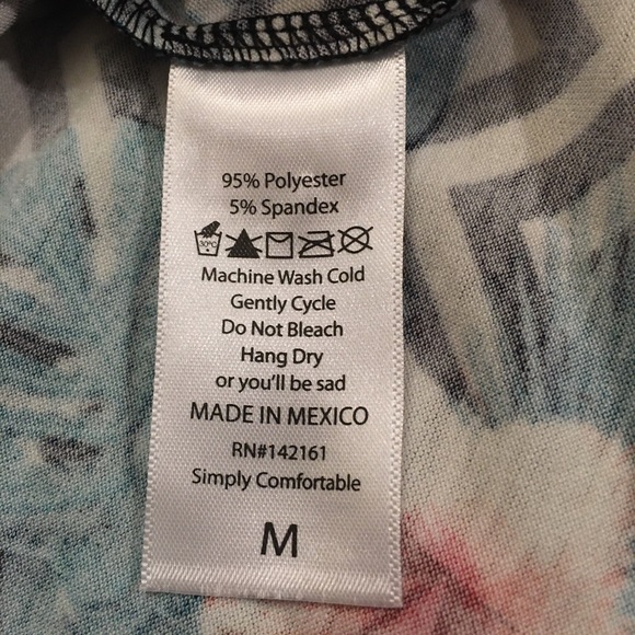 LuLaRoe Long Sleeve Lynnae Floral and Chevron Top - Picture 3 of 3